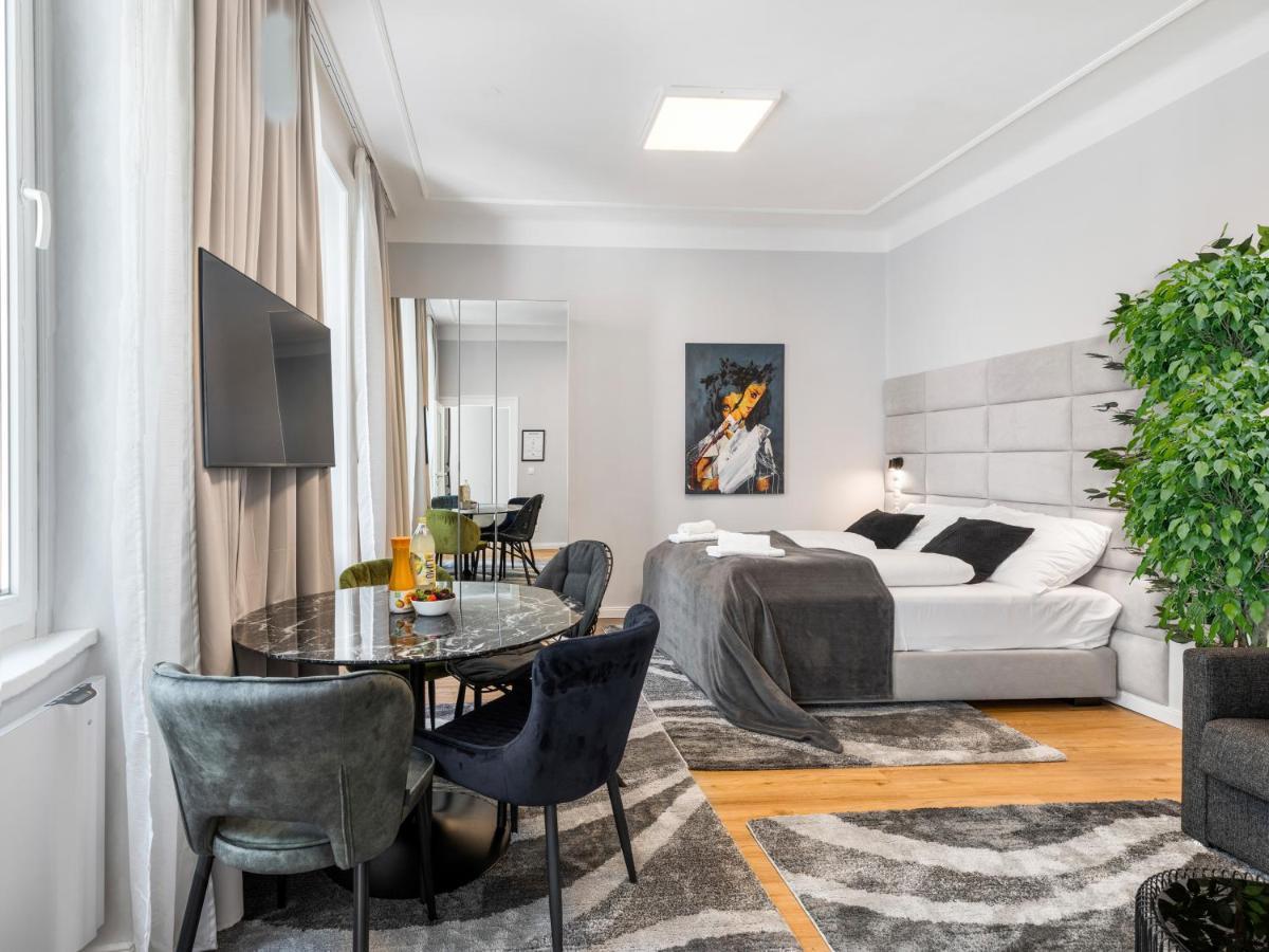 Sky9 Apartments District 3 비엔나 외부 사진